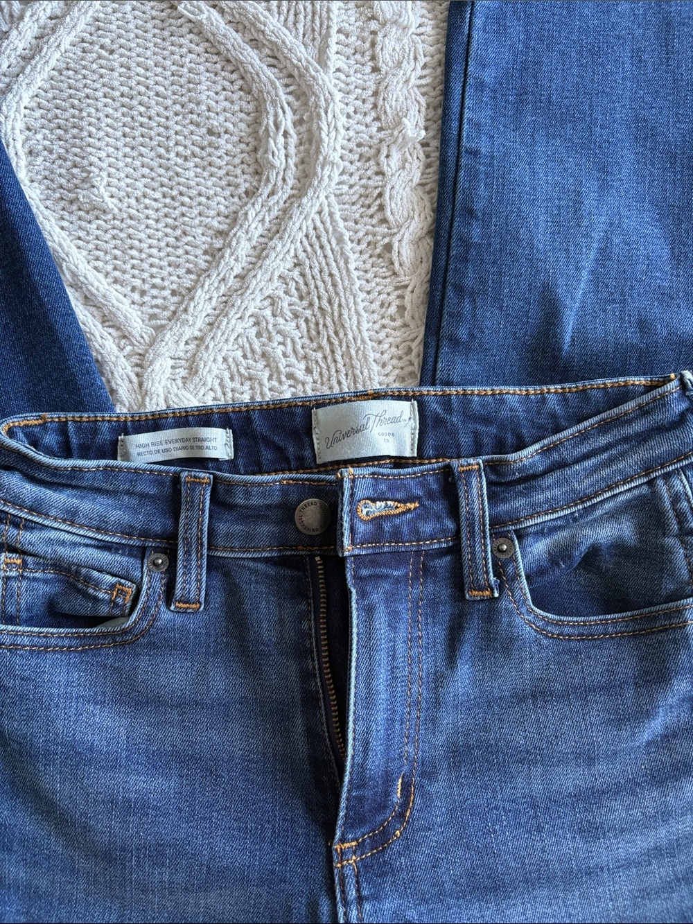 Universal Thread High Rise Everyday Straight Jeans - Picture 2 of 3